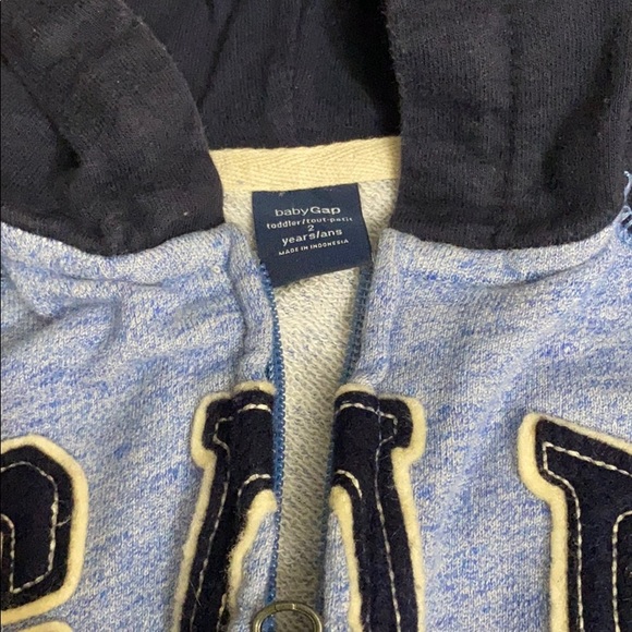 18-24 baby’s jackets ( Sold ) - Picture 5 of 7